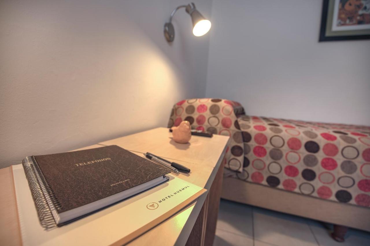 Huemul Hotel เนวเก็น ภายนอก รูปภาพ