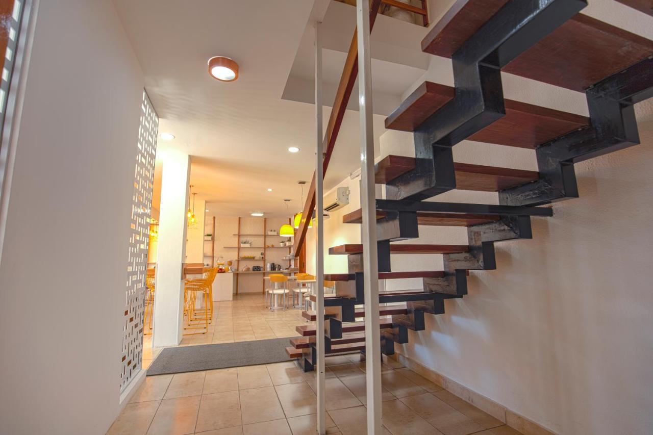 Huemul Hotel เนวเก็น ภายนอก รูปภาพ